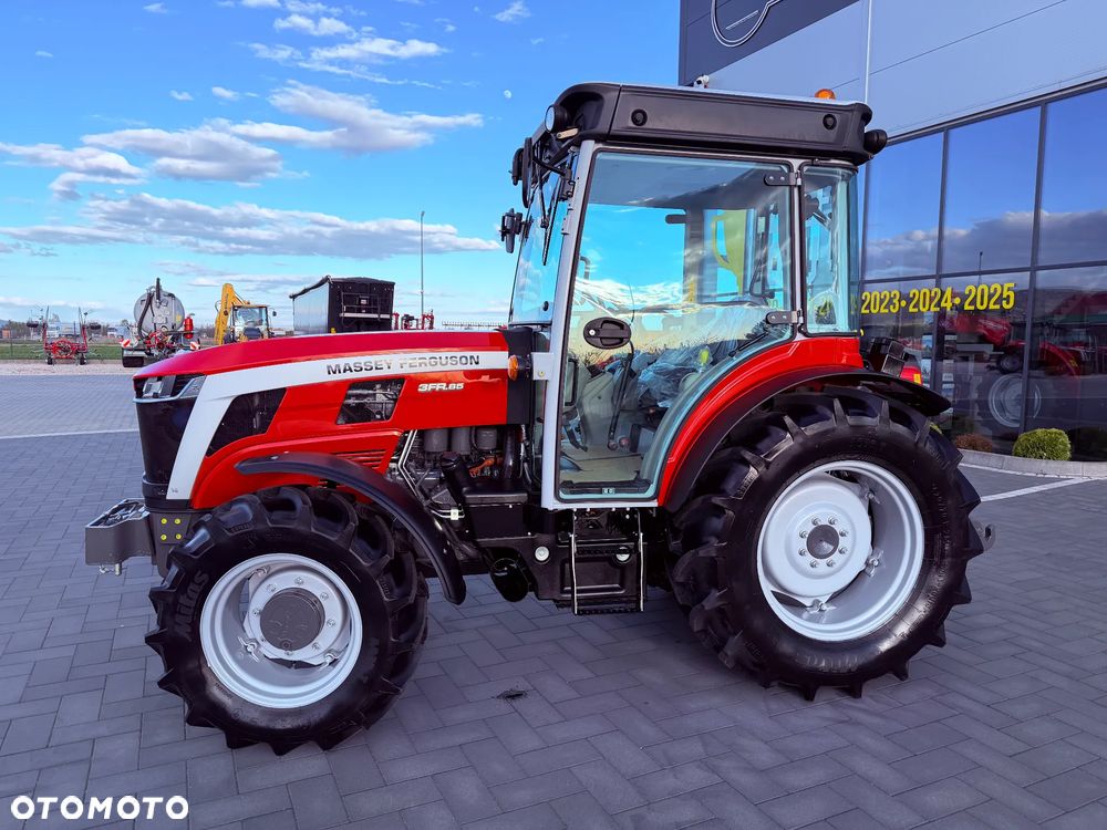 Massey Ferguson 3FR.85 - PŁASKA PODŁOGA - NOWY - FINANSOWANIE 0% - 7