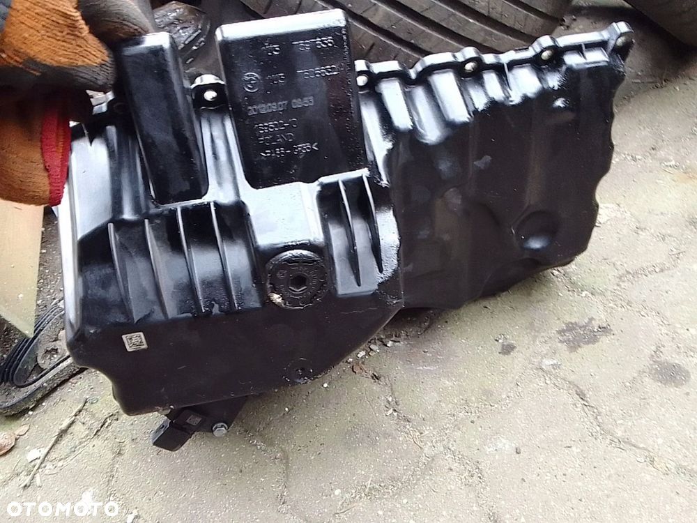 BMW F30 I F10 F11 F20 F25 N20 MISKA OLEJOWA 7597636 7606632 N20B20 2.0 i - 2