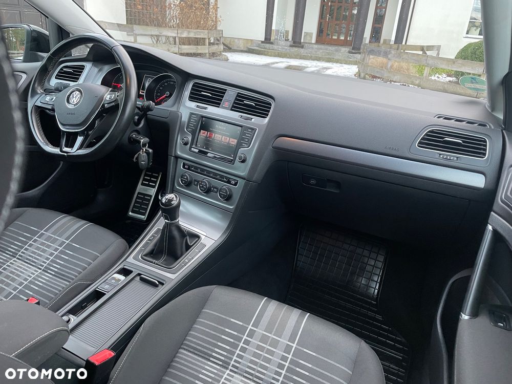 Volkswagen Golf 1.6 TDI BlueMotion Technology Trendline - 15