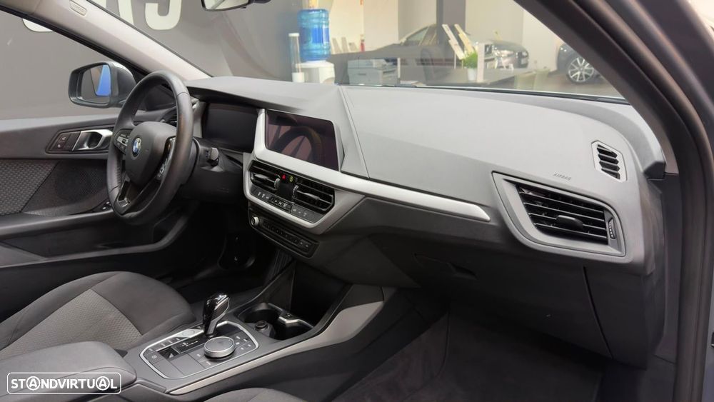 BMW 116 d Line Luxury Auto - 25