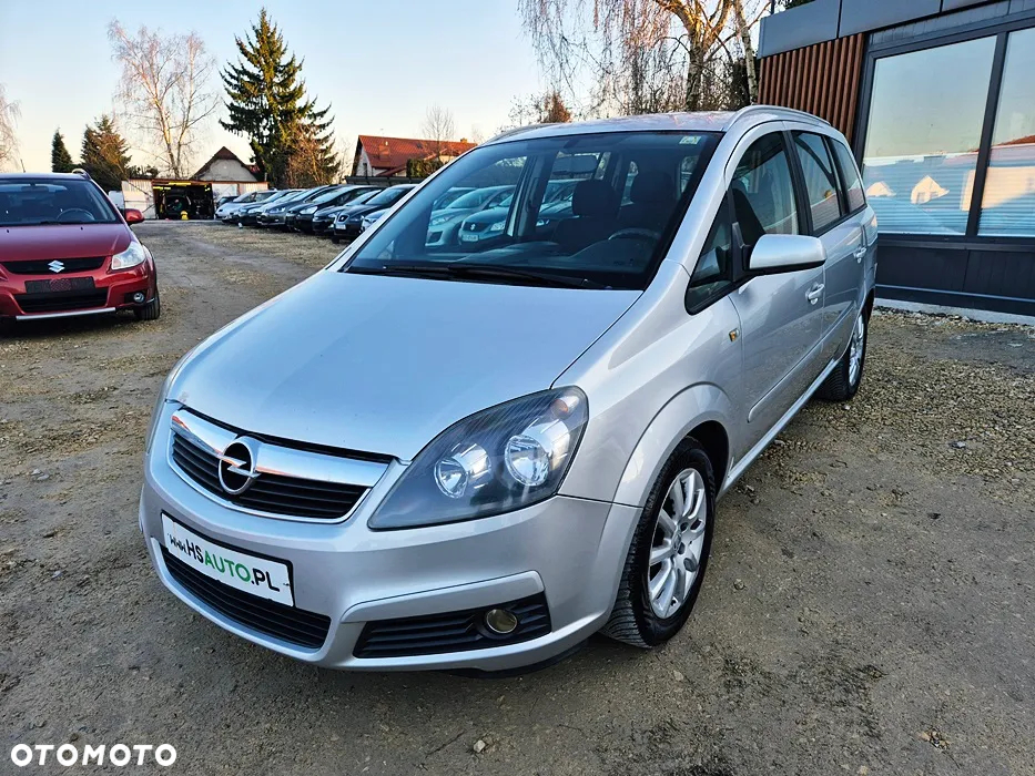 Opel Zafira 1.8 Cosmo - 2