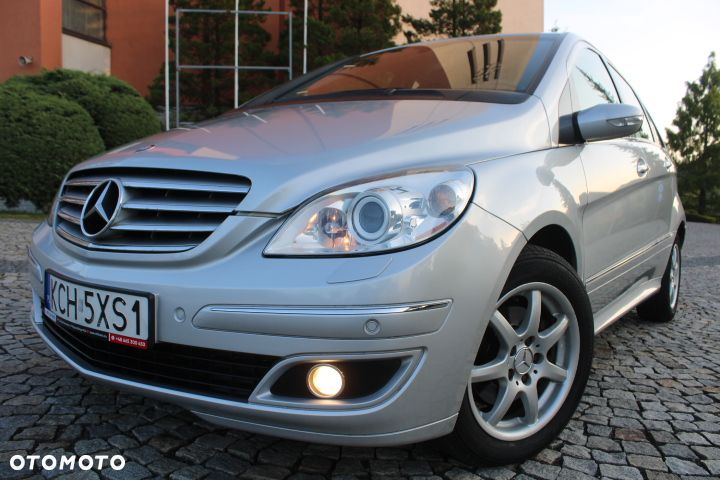 Mercedes-Benz Klasa B 180 CDI Special Edition - 27