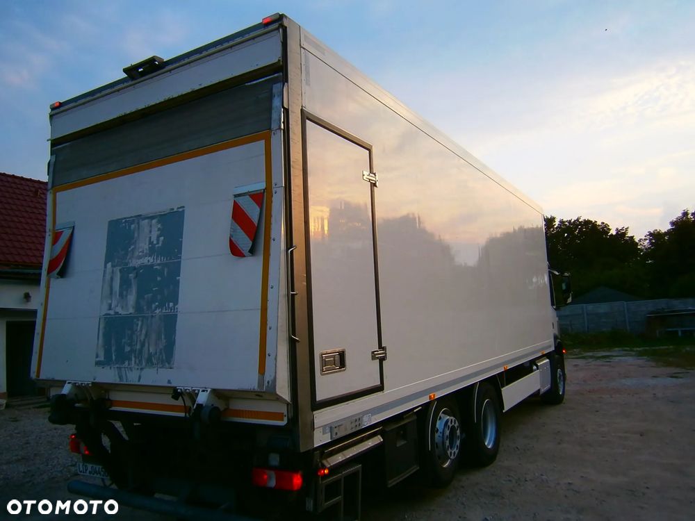 Mercedes-Benz Antos 2530 chłodnia 8,10 Serwis - 4