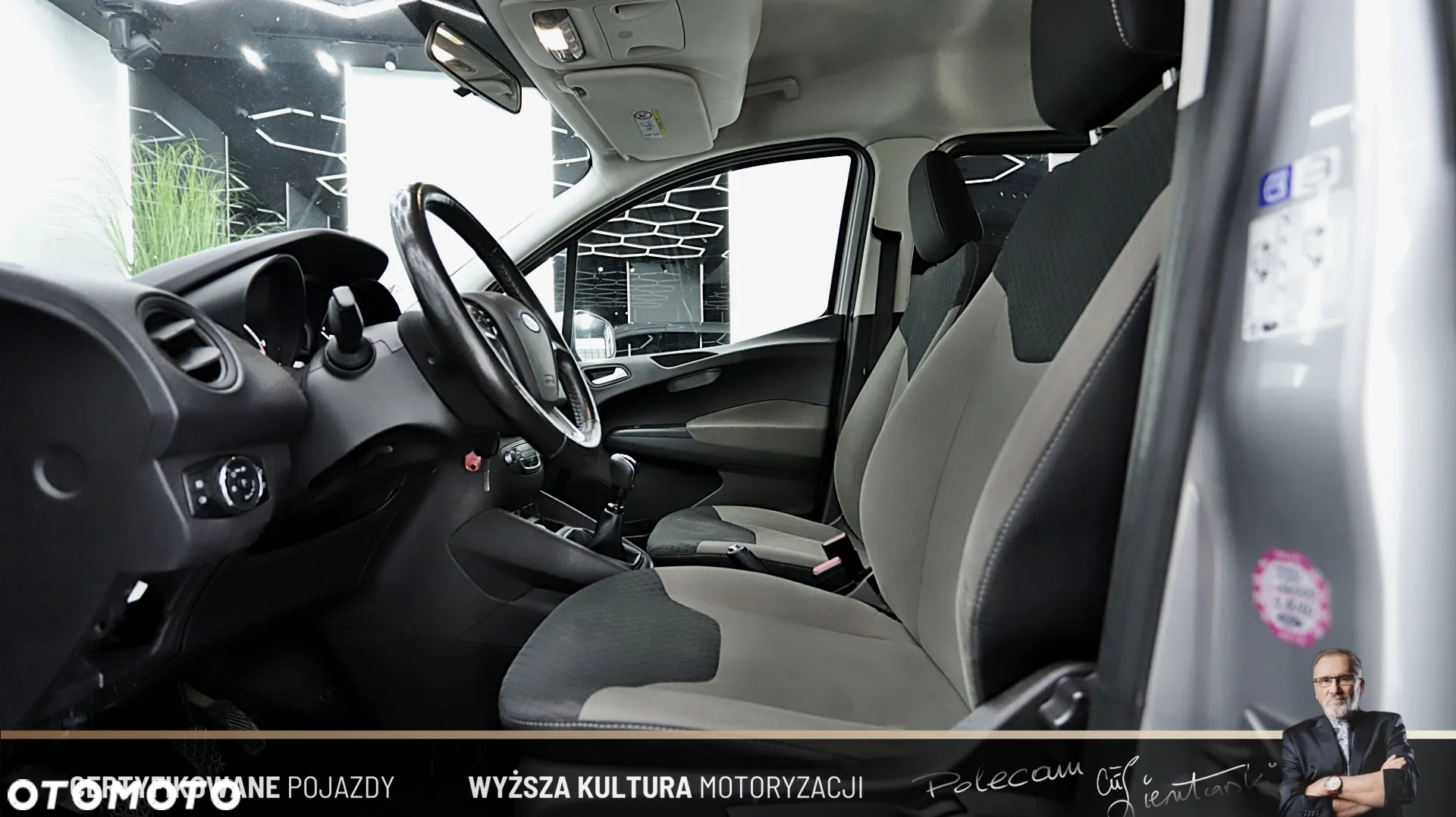 Ford Tourneo Courier 1.5 TDCi Trend - 14