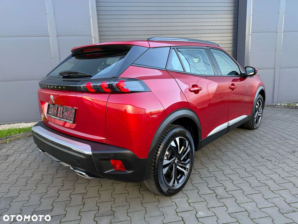 Peugeot 2008 1.2 Pure Tech Allure S&S - 6