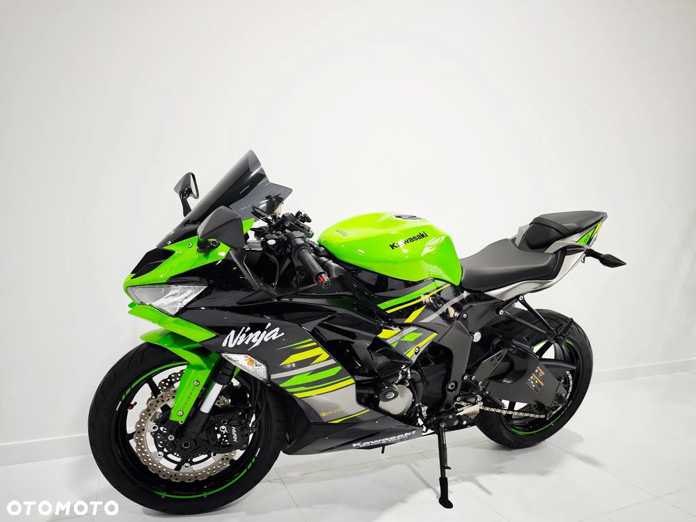 Kawasaki ZX - 19
