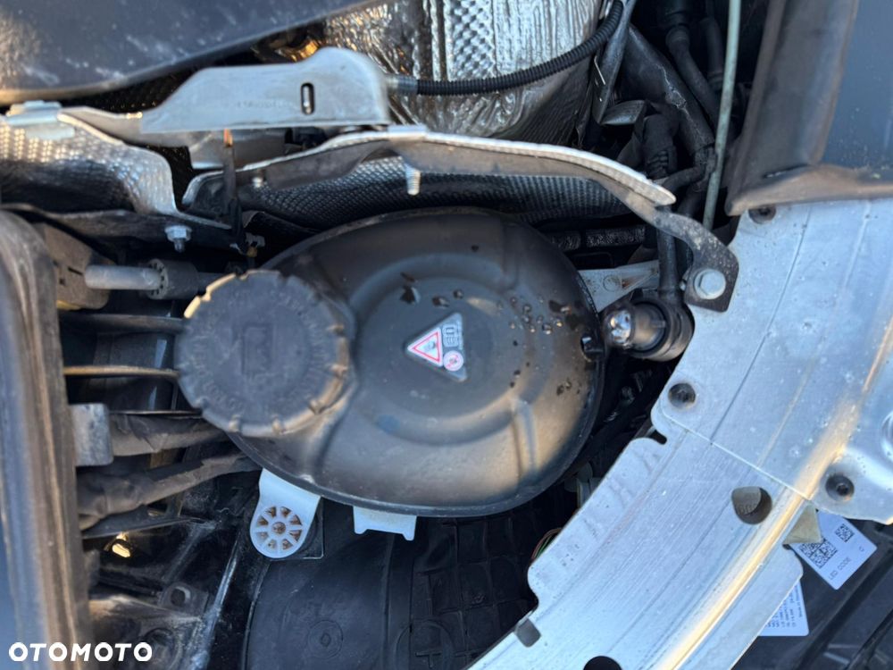 Mercedes-Benz Klasa C 180 d 9G-TRONIC - 27