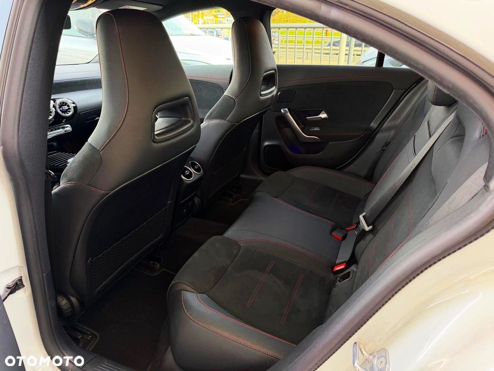 Mercedes-Benz CLA - 7
