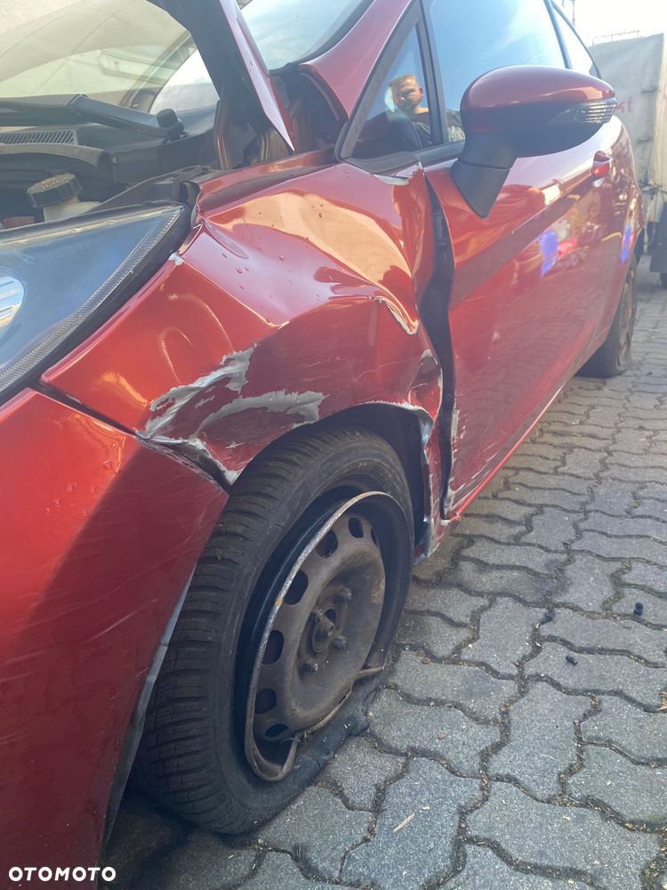 Ford Fiesta - 6