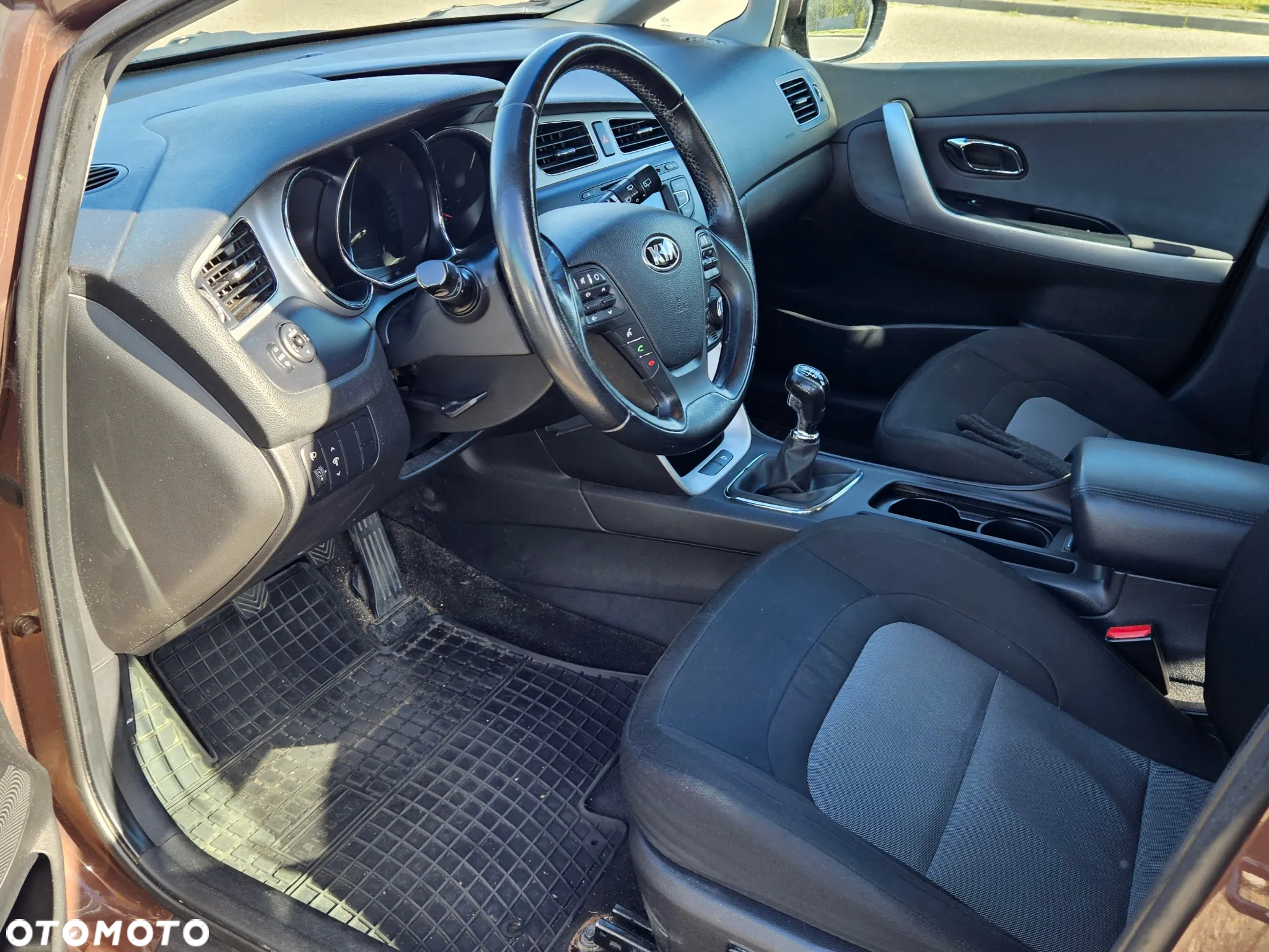 Kia Ceed Cee'd 1.6 GDI L - 23