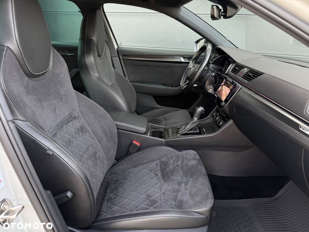 Skoda Superb 2.0 TDI SCR Sportline DSG - 16