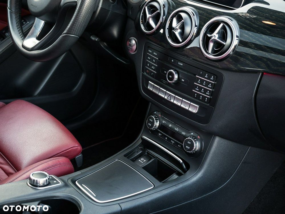 Mercedes-Benz Klasa B 180 (BlueEFFICIENCY) 7G-DCT - 15