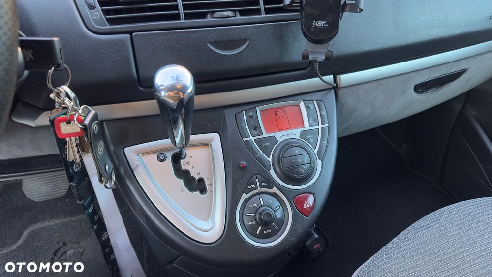 Peugeot 807 2.0 Trendy - 3