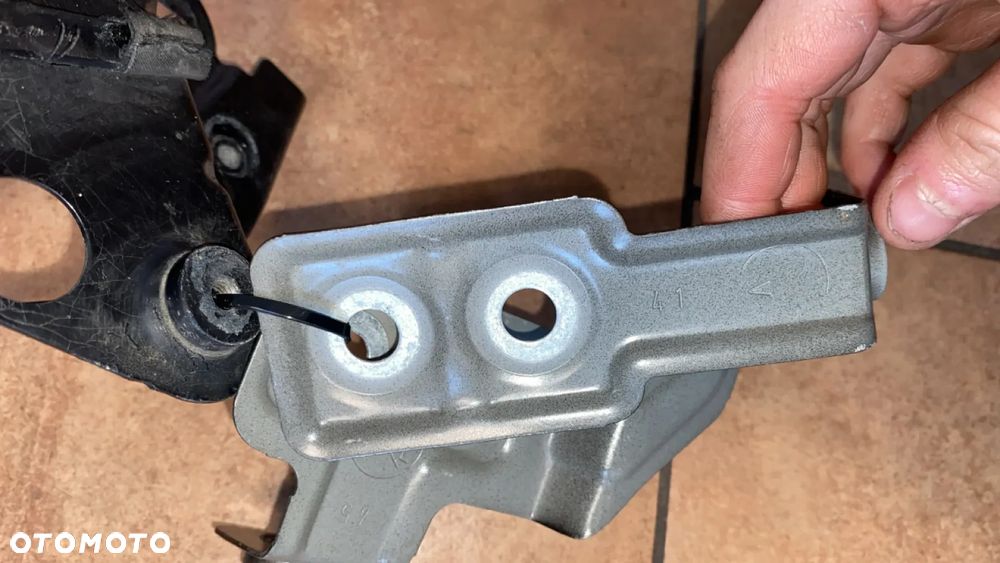 MOCOWANIE BŁOTNIKA PRAWY PRZÓD BMW G30 G31 7349618 - 3