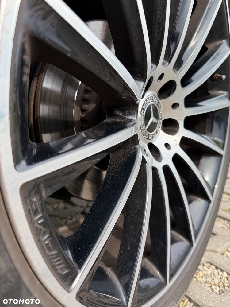 Mercedes-Benz GLC 300 d 4Matic 9G-TRONIC AMG Line - 7