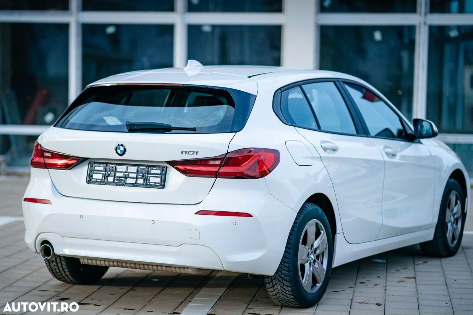 BMW Seria 1 118i Advantage - 5