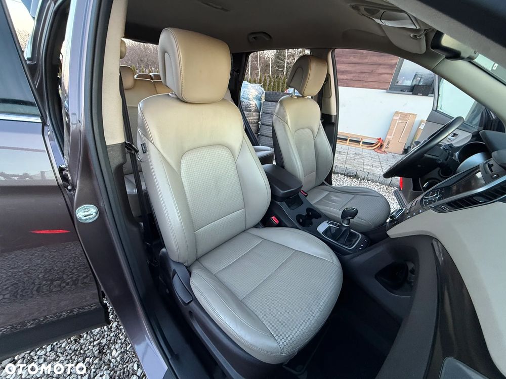 Hyundai Santa Fe - 25