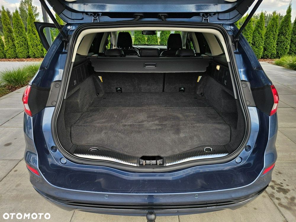 Ford Mondeo - 31