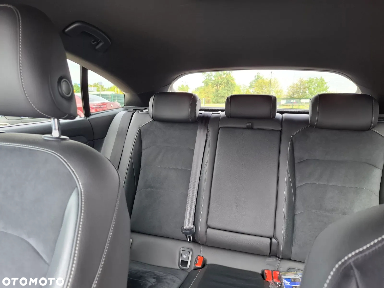Volkswagen Arteon 2.0 TDI SCR R-Line DSG - 13