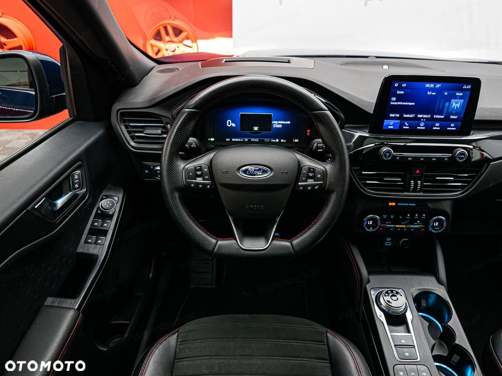Ford Kuga - 13