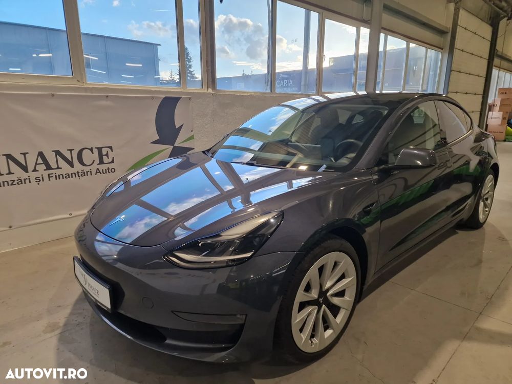 Tesla Model 3 Langstreckenbatterie Allradantrieb Dual Motor