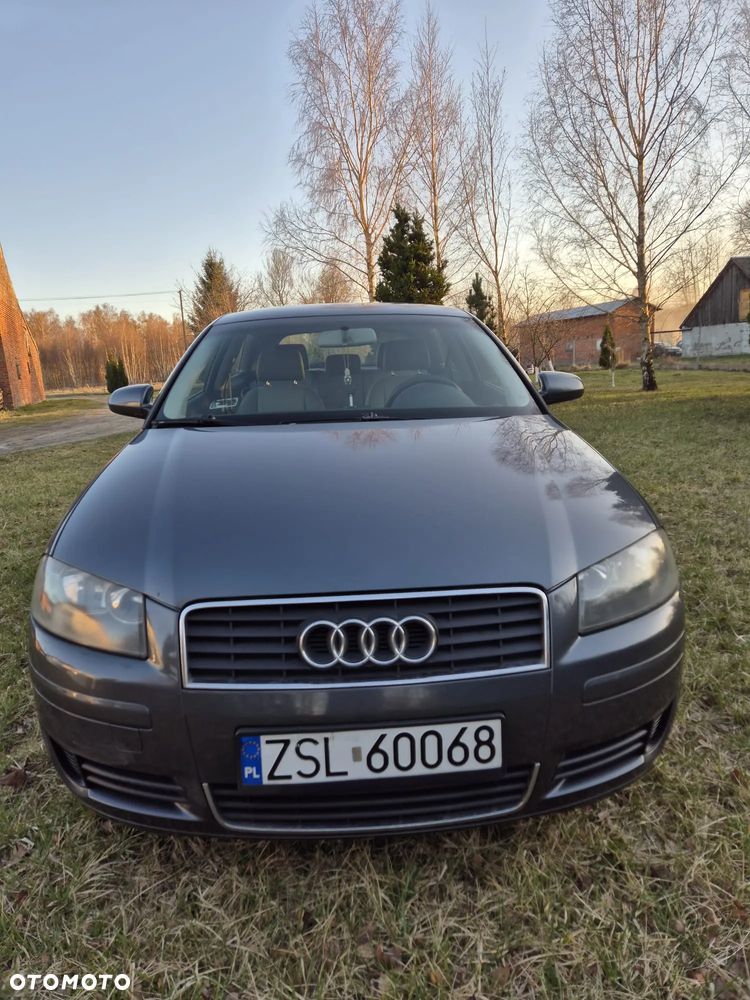 Audi A3 3-drzwiowe 1.6 Ambiente - 1