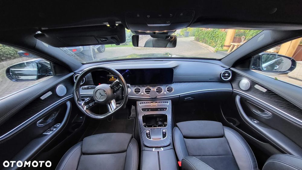 Mercedes-Benz Klasa E 220 d 4-Matic AMG - 12