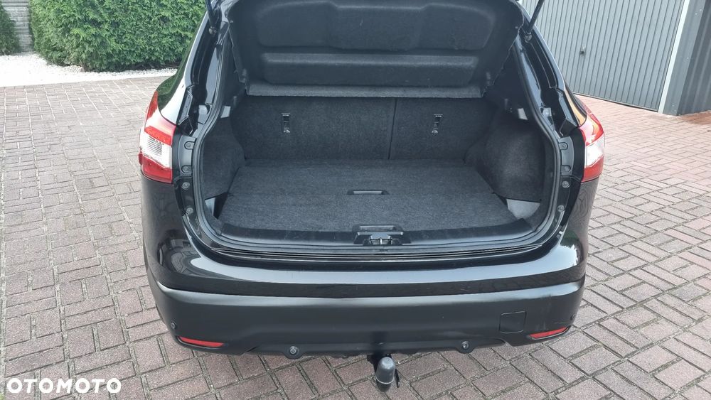 Nissan Qashqai 1.6 dCi DPF tekna - 9
