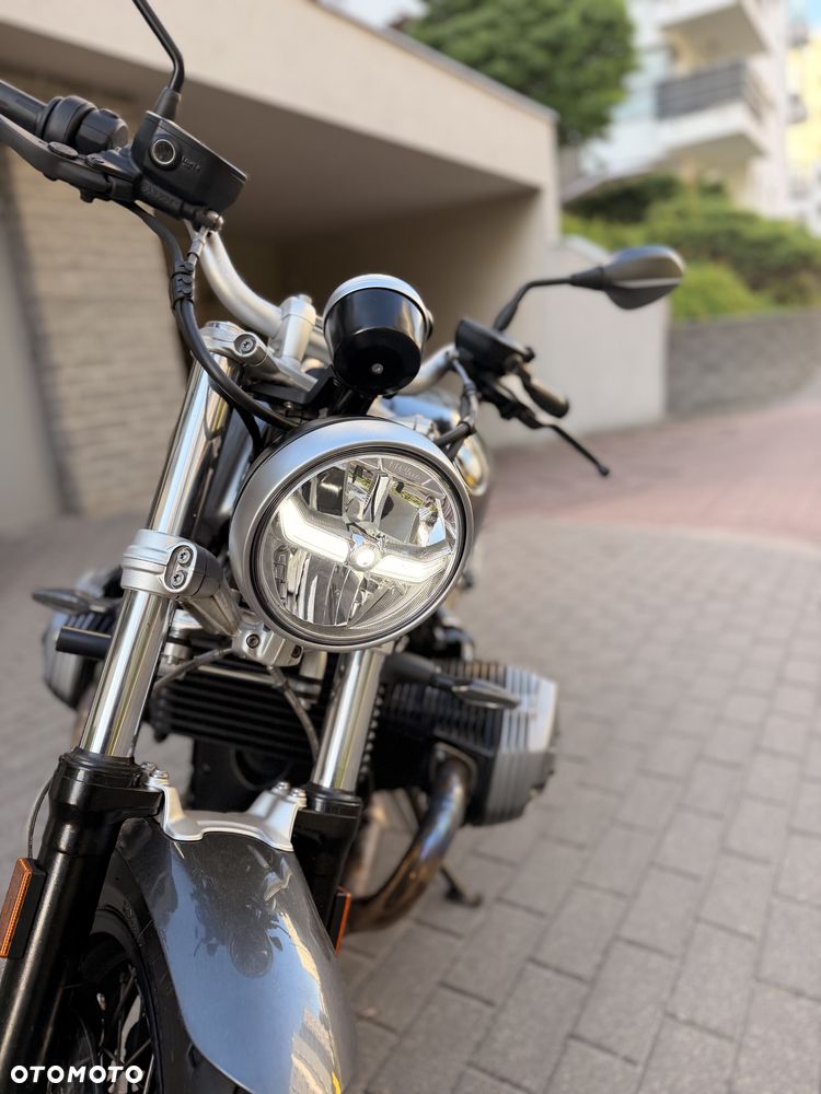BMW R - 12