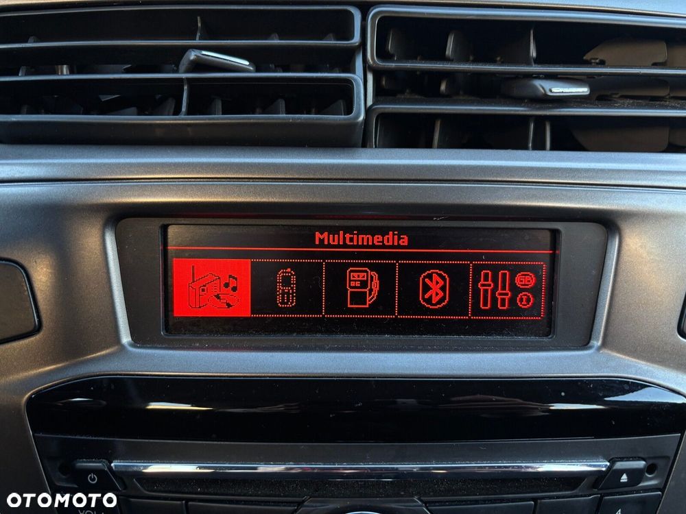 Peugeot 301 1.2 PureTech Access - 20