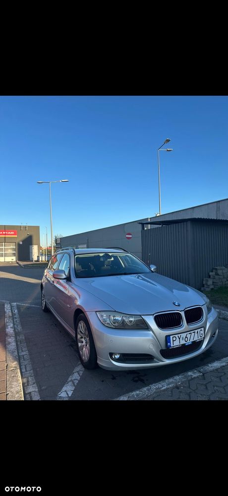 BMW Seria 3 318d - 4