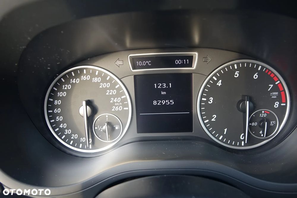 Mercedes-Benz Klasa B 180 - 19