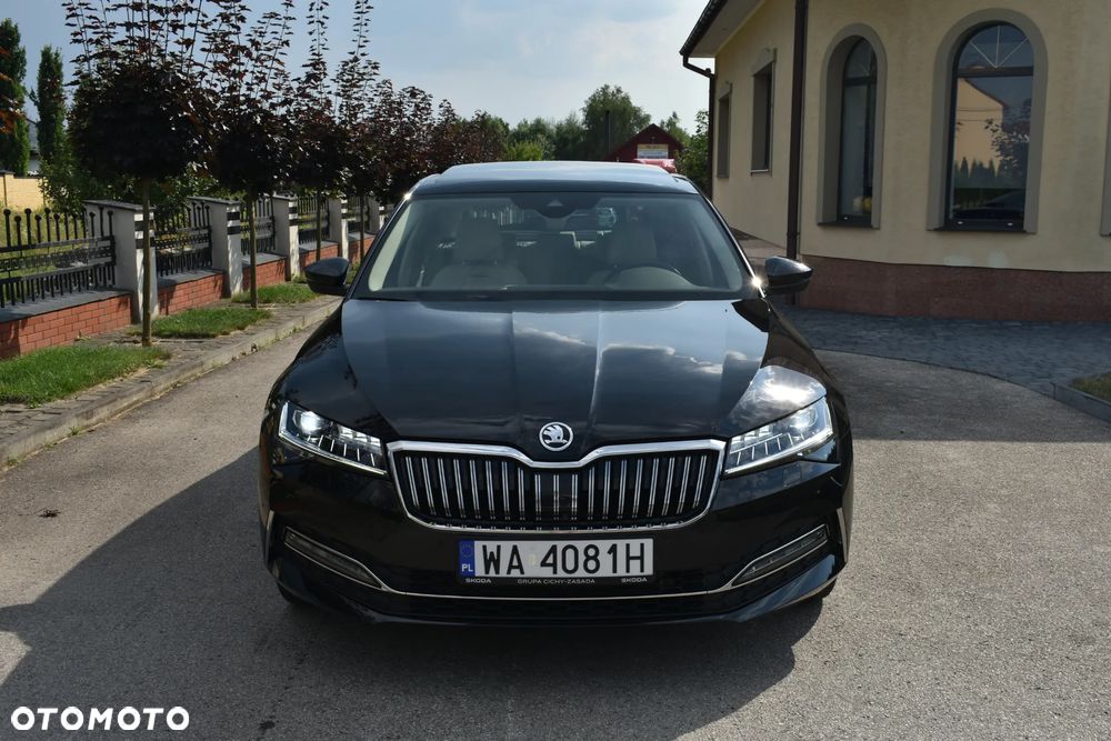 Skoda Superb 2.0 TDI SCR 4x4 L&K DSG - 8