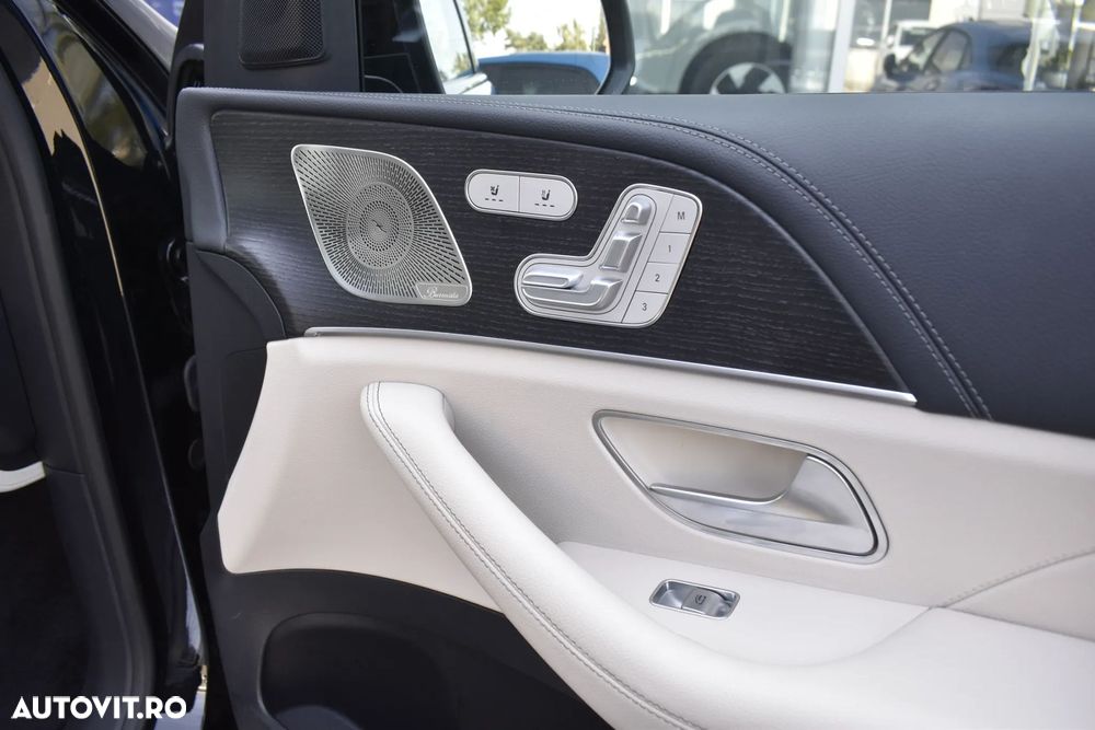 Mercedes-Benz GLS - 37