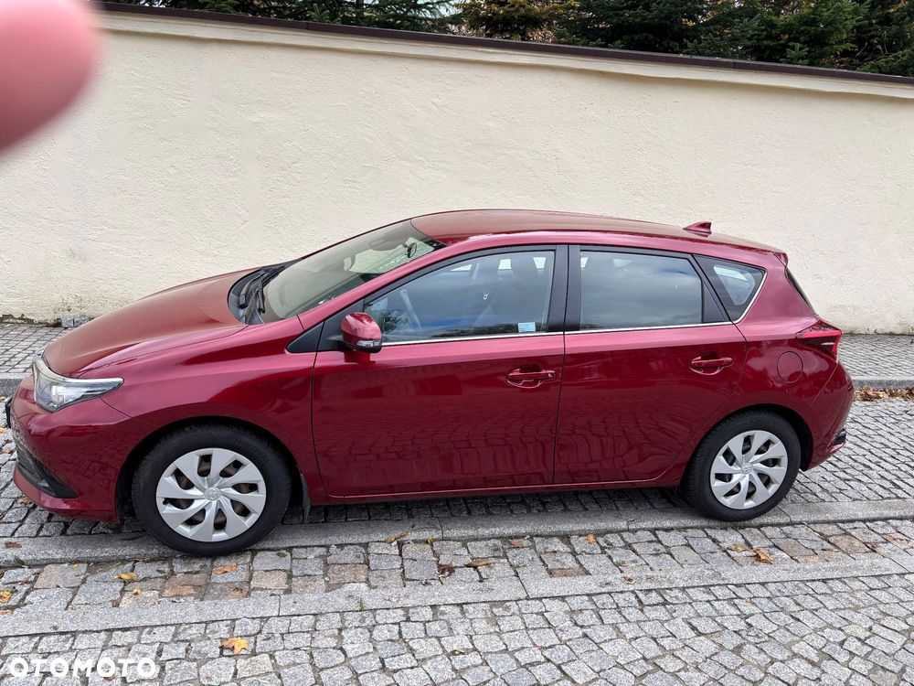 Toyota Auris 1.6 Premium - 3