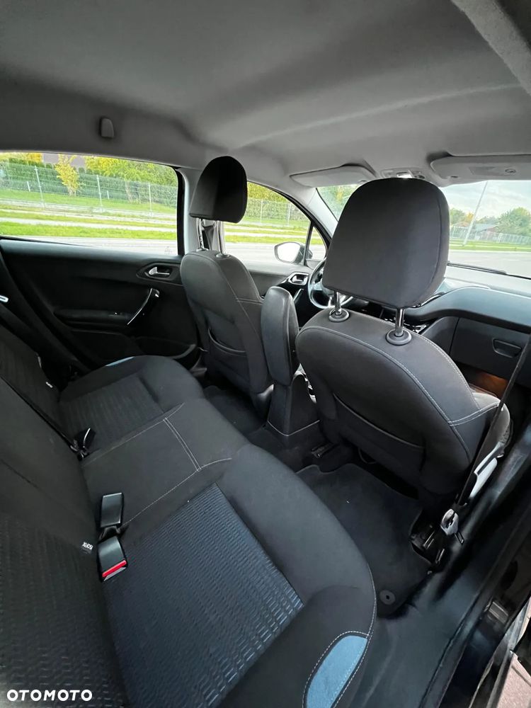 Peugeot 208 1.4 HDi Business Line - 8