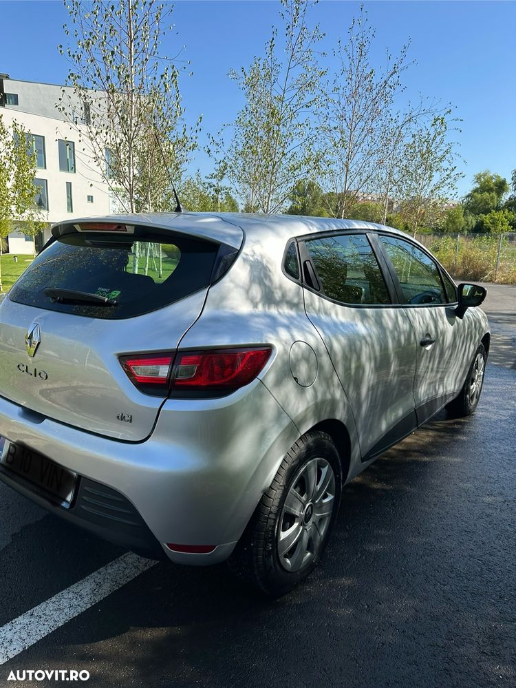 Renault Clio 1.5 dCi 75 Expression - 7