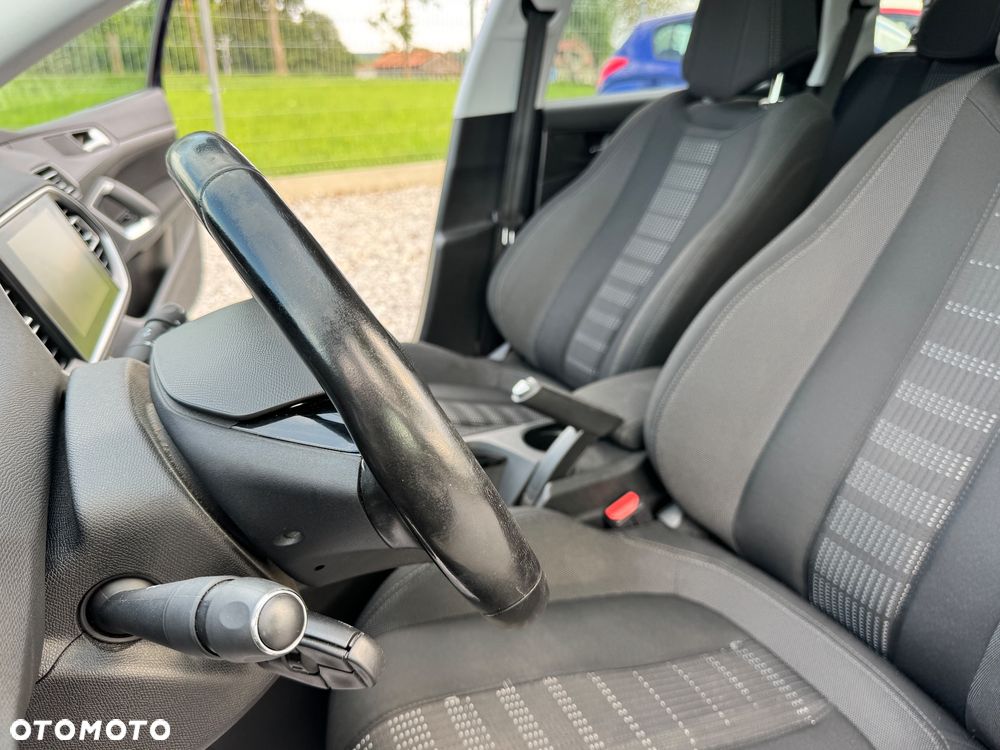 Peugeot 308 - 25