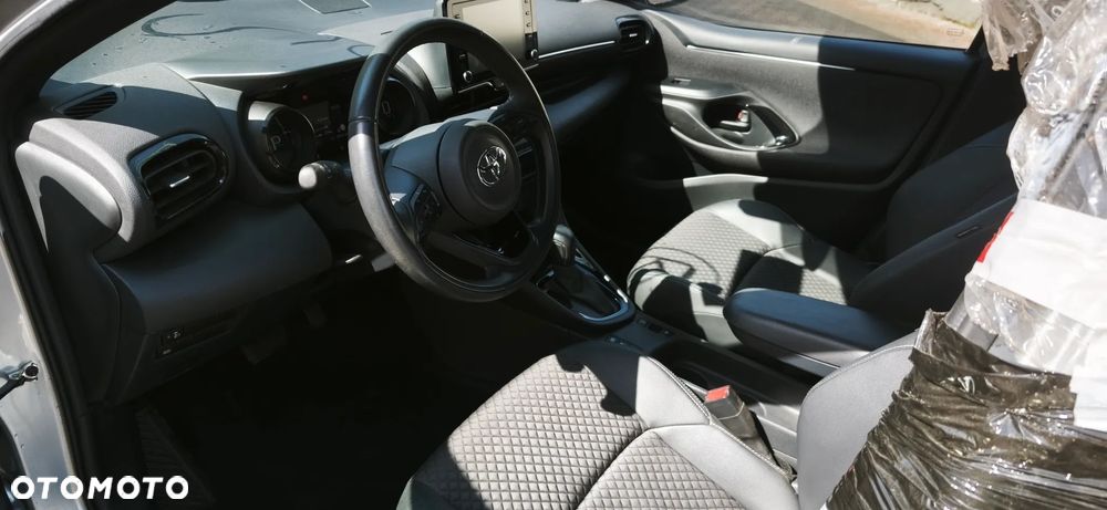 Toyota Yaris Hybrid 1.5 Active - 6