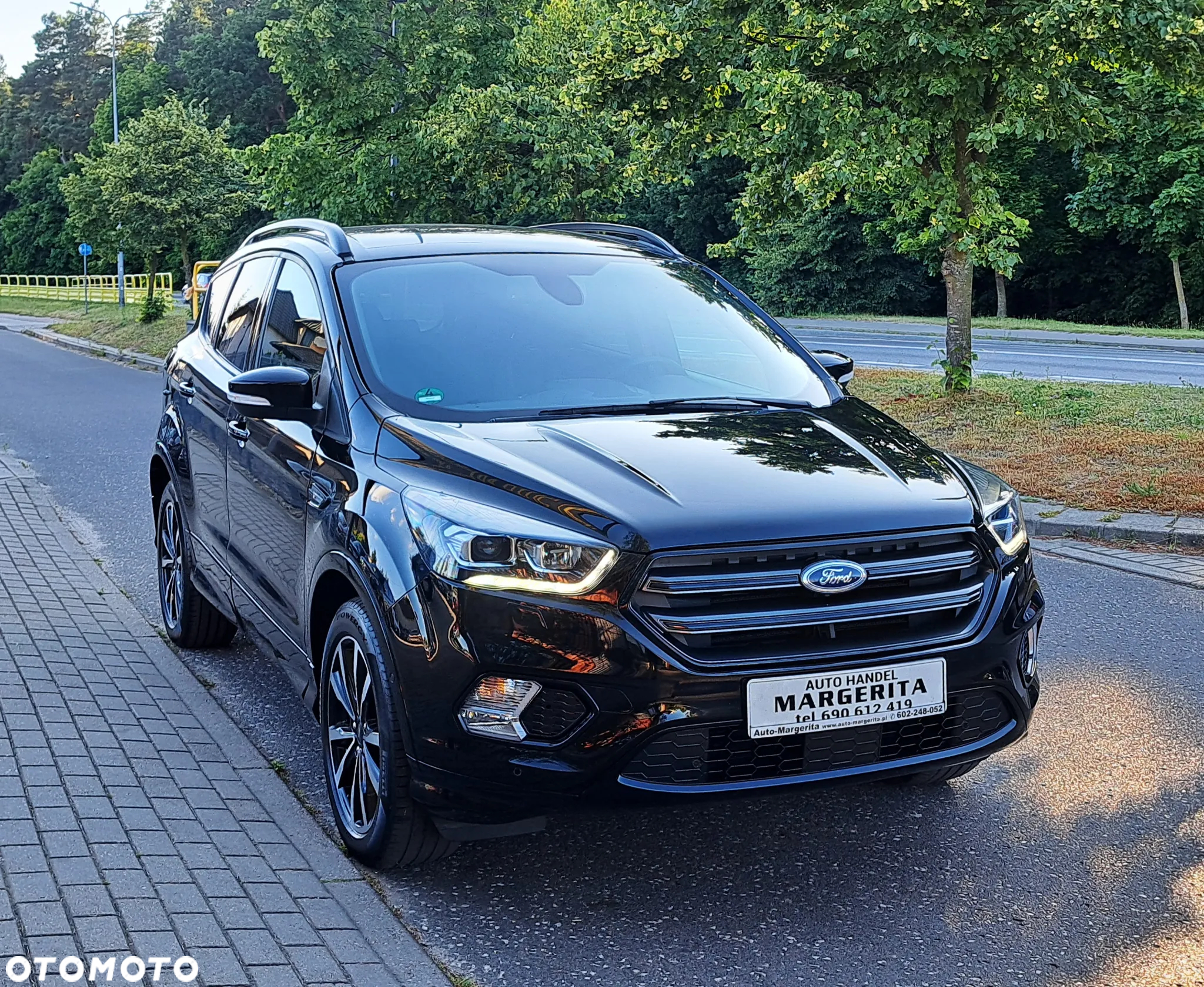 Ford Kuga 1.5 EcoBoost 2x4 ST-Line - 15