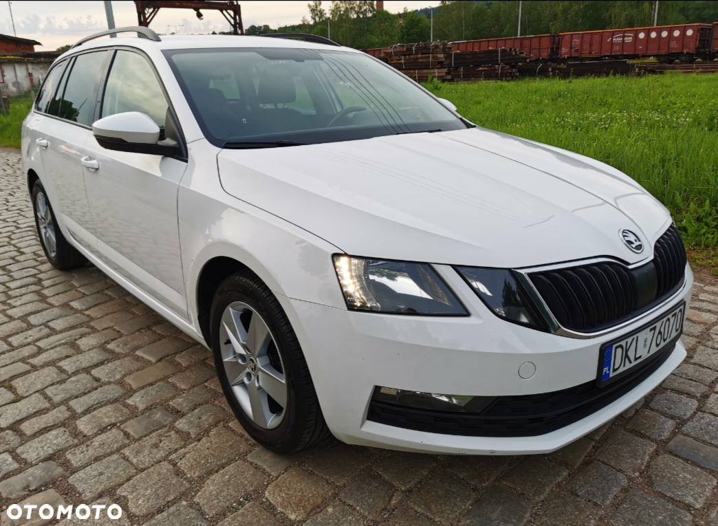 Skoda Octavia 1.6 TDI Ambition - 26