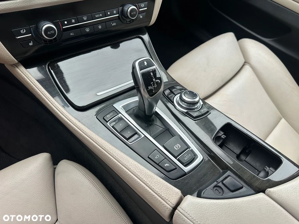 BMW Seria 5 - 12