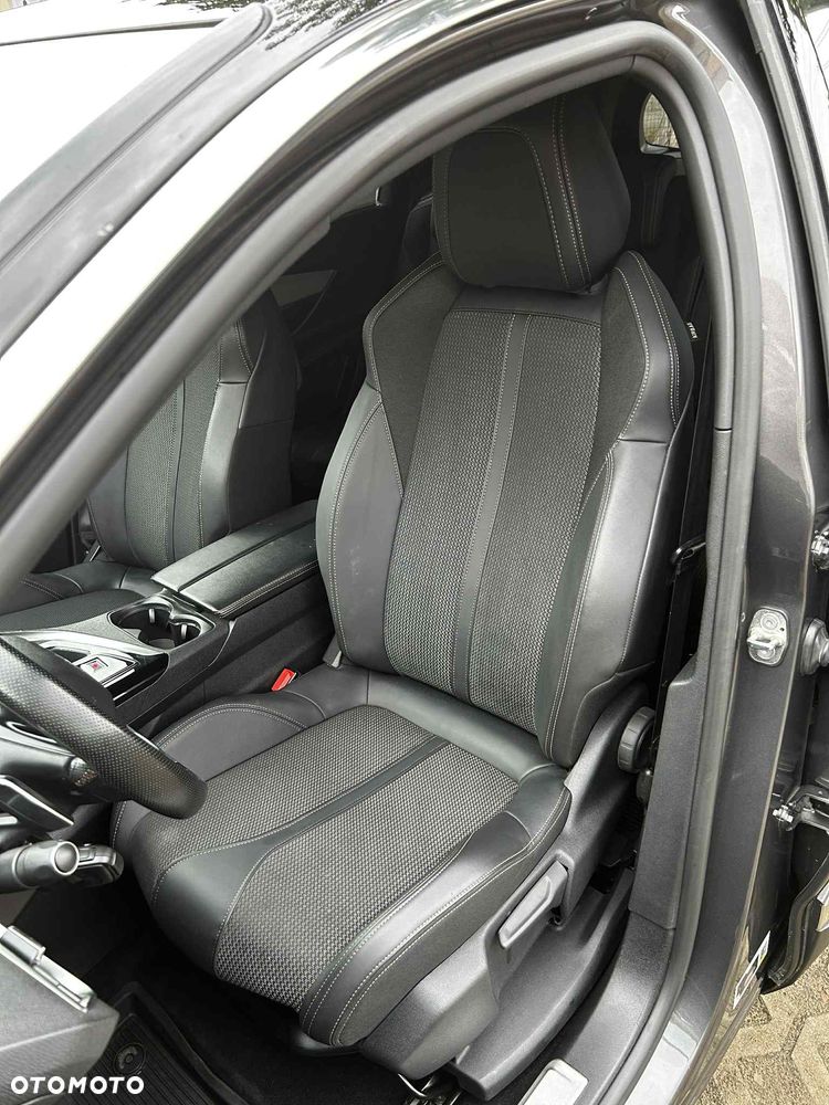 Peugeot 5008 1.5 BlueHDi GT S&S EAT8 - 31