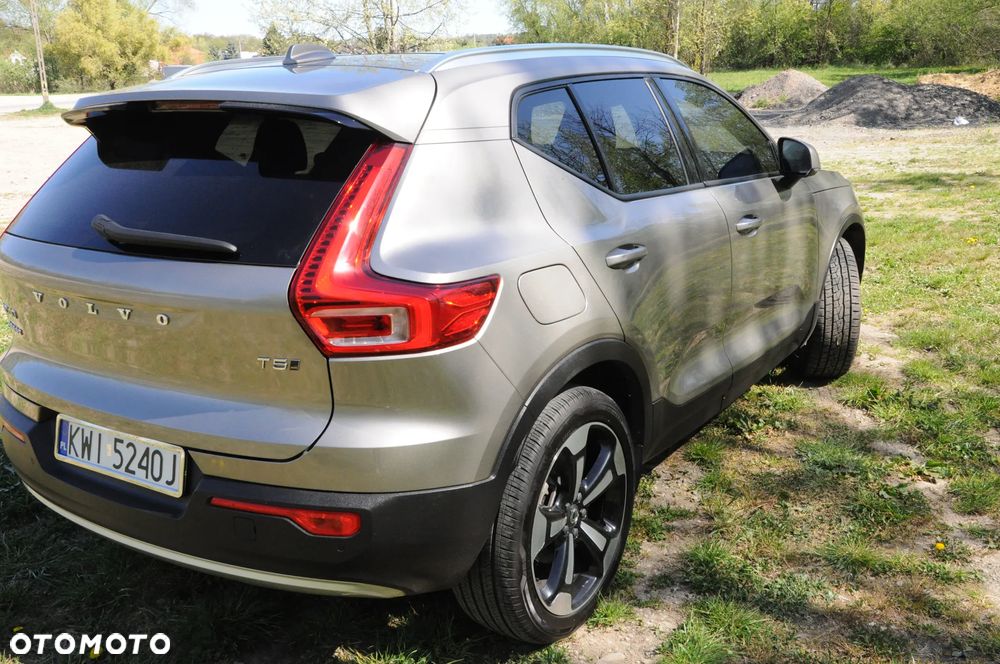 Volvo XC 40 T5 AWD Geartronic Momentum - 29