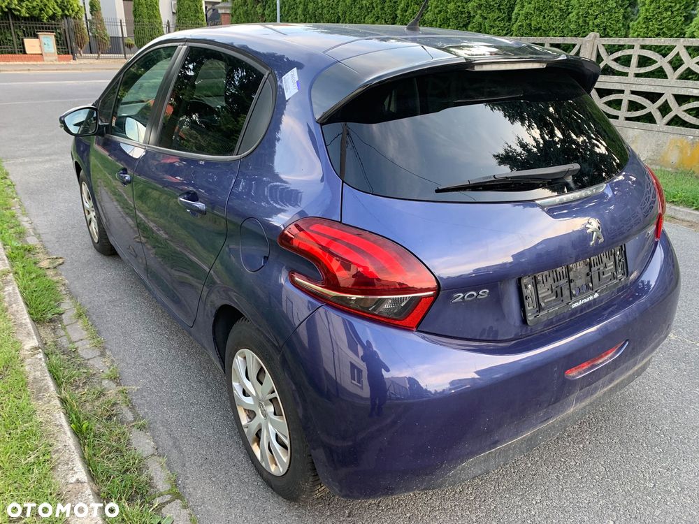 Peugeot 208 1.6 BlueHDi Active S&S - 9