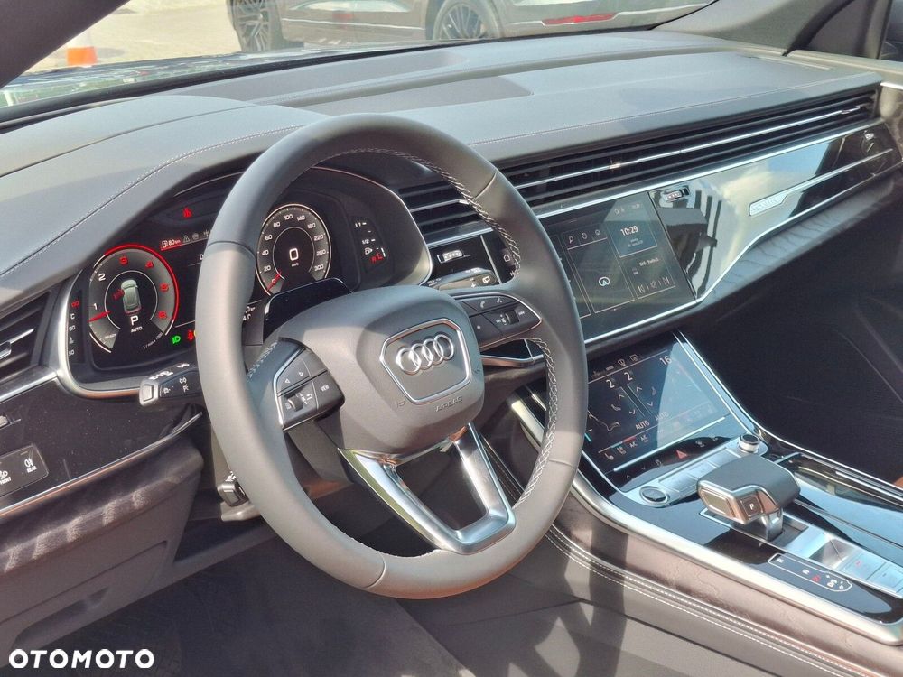 Audi Q8 - 26
