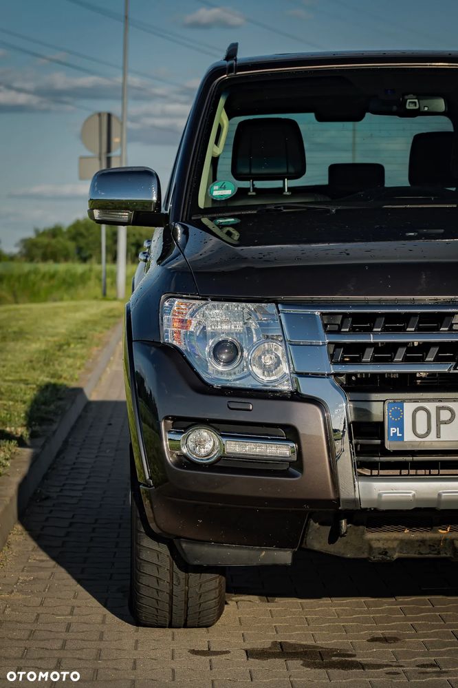 Mitsubishi Pajero - 7