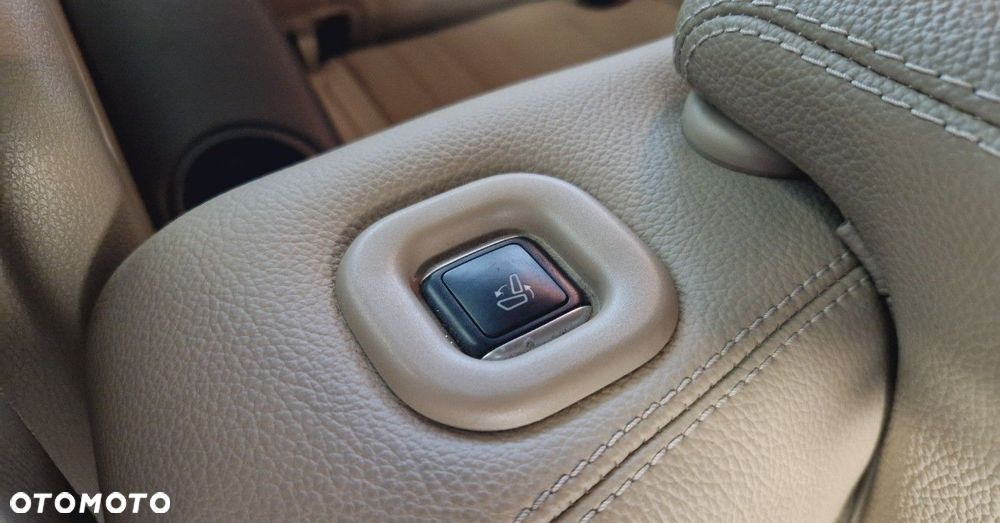 Mercedes-Benz GL - 23