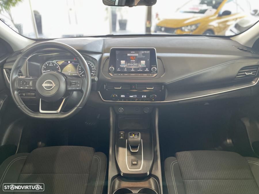 Nissan Qashqai 1.3 DIG-T Acenta Xtronic - 33