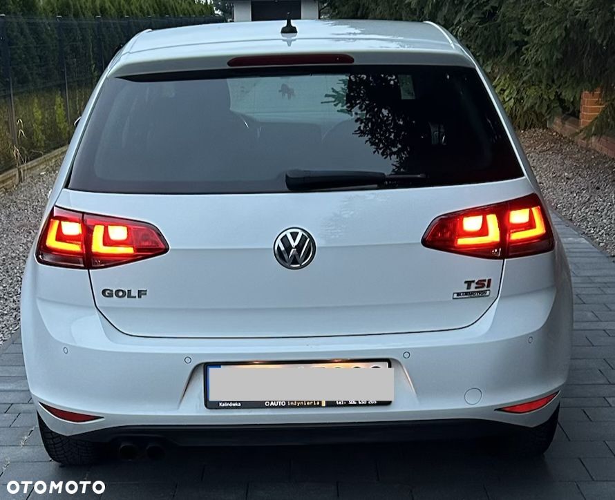 Volkswagen Golf - 5